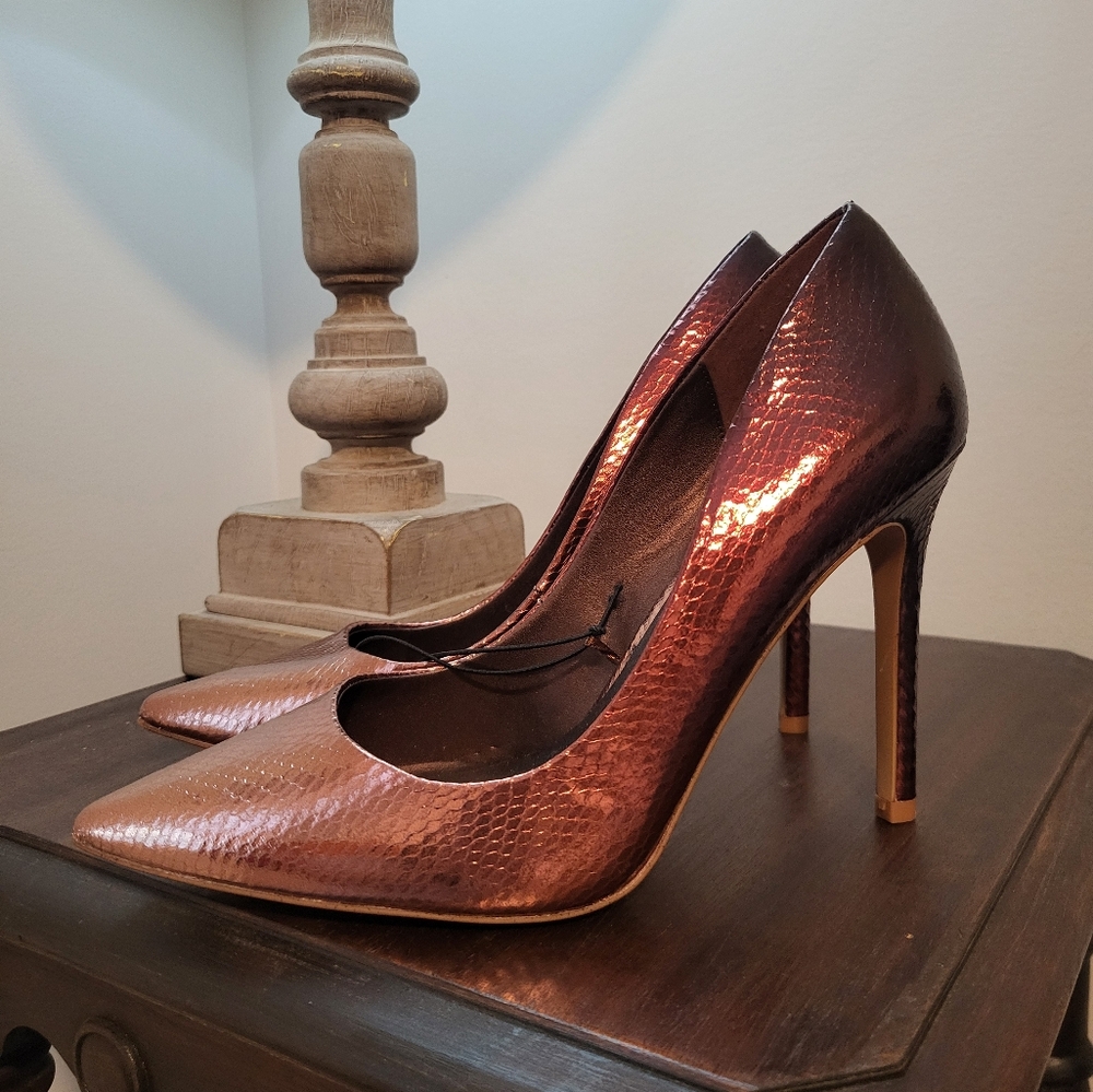 Aldo Lala Bronze Metallic Snakeskin Embossed Heels